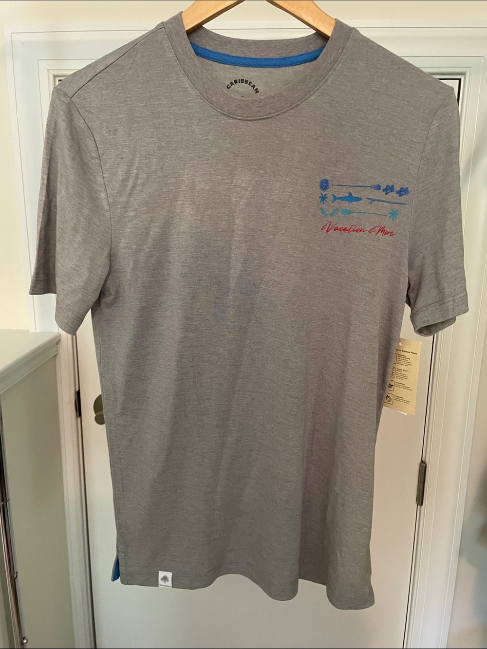 Caribbean bamboo Grey Short-Sleeve Tee with Blue and Red Graphic